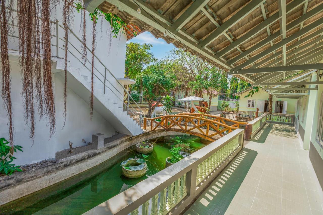Caroline Resort Вунгтау Экстерьер фото